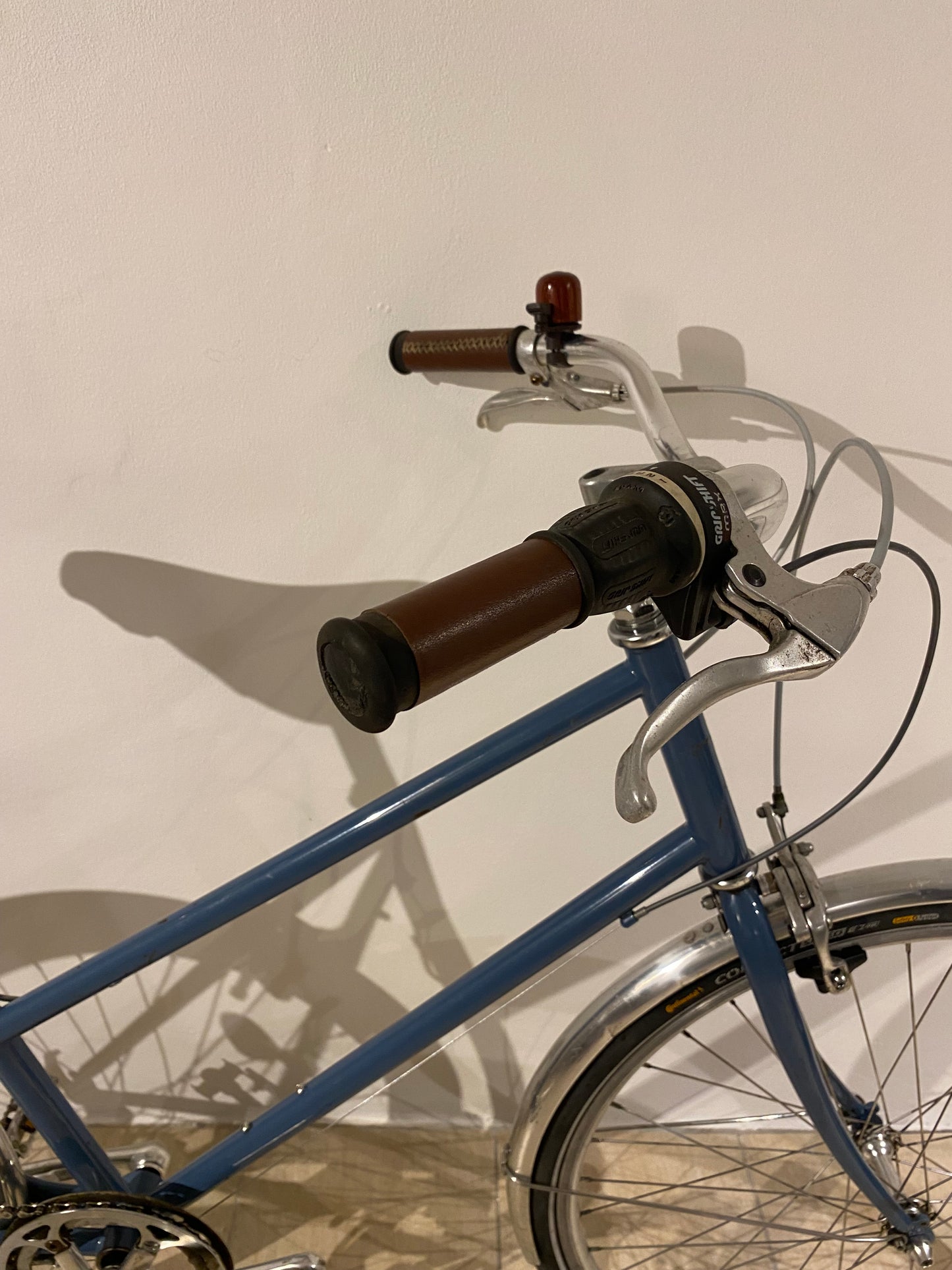 Bisou Blue Grey Medium (50 cm) SOLGT