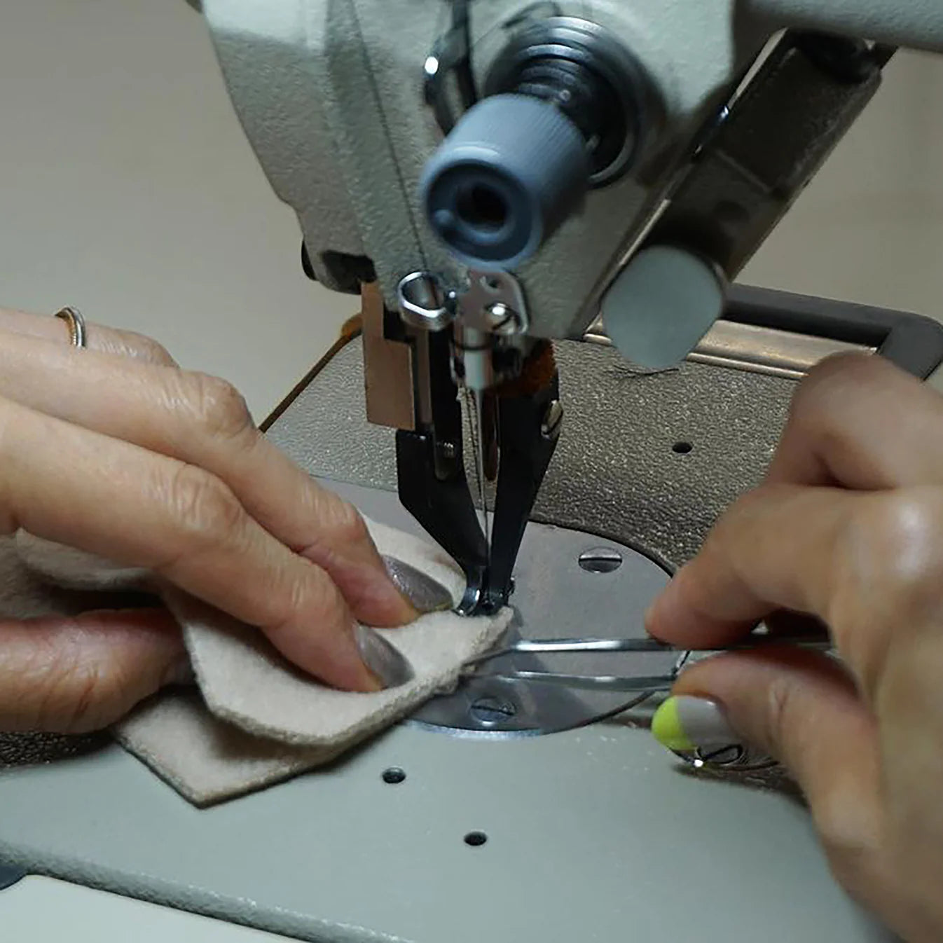 tet. Commuter handsker - flere farver